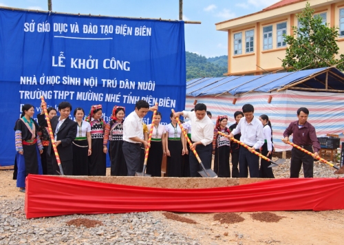 THPT Mường Nhé tuổi 20 - Ngôi trường nâng niu bước chân tôi